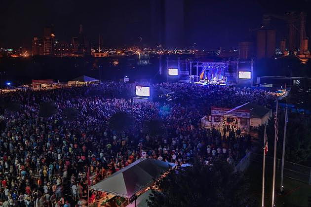 Country Talent Announced for America&#8217;s River Festival in Dubuque