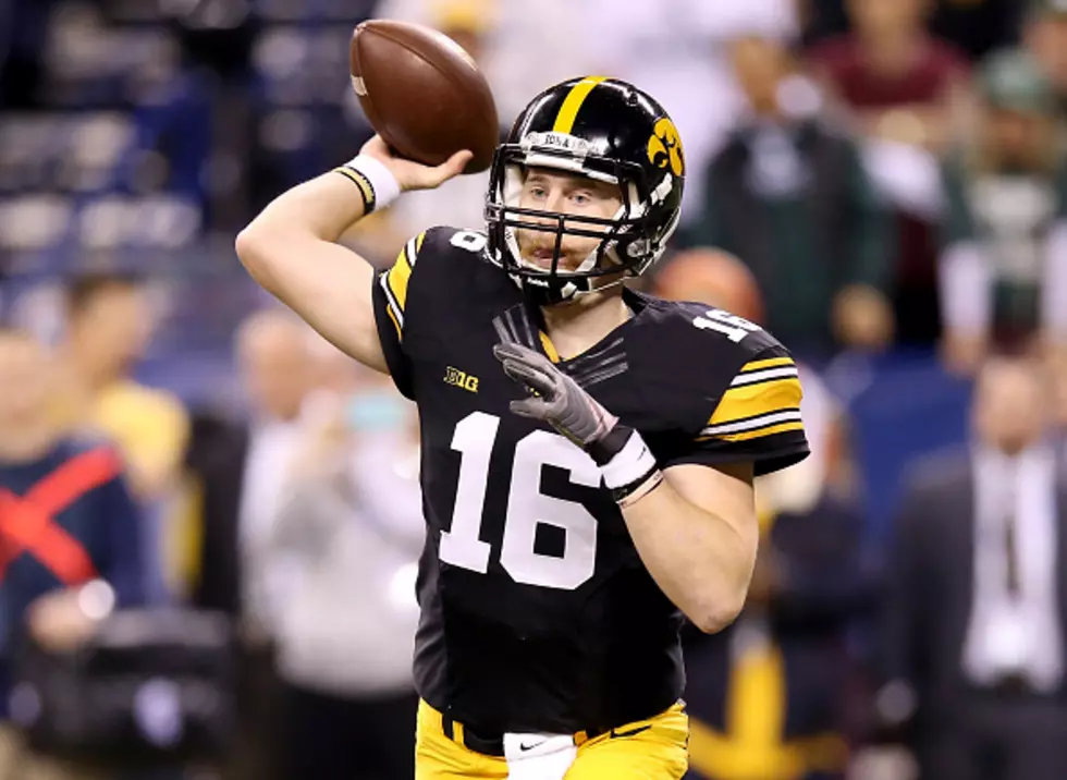 Former Iowa QB Beathard Signs First NFL Contract