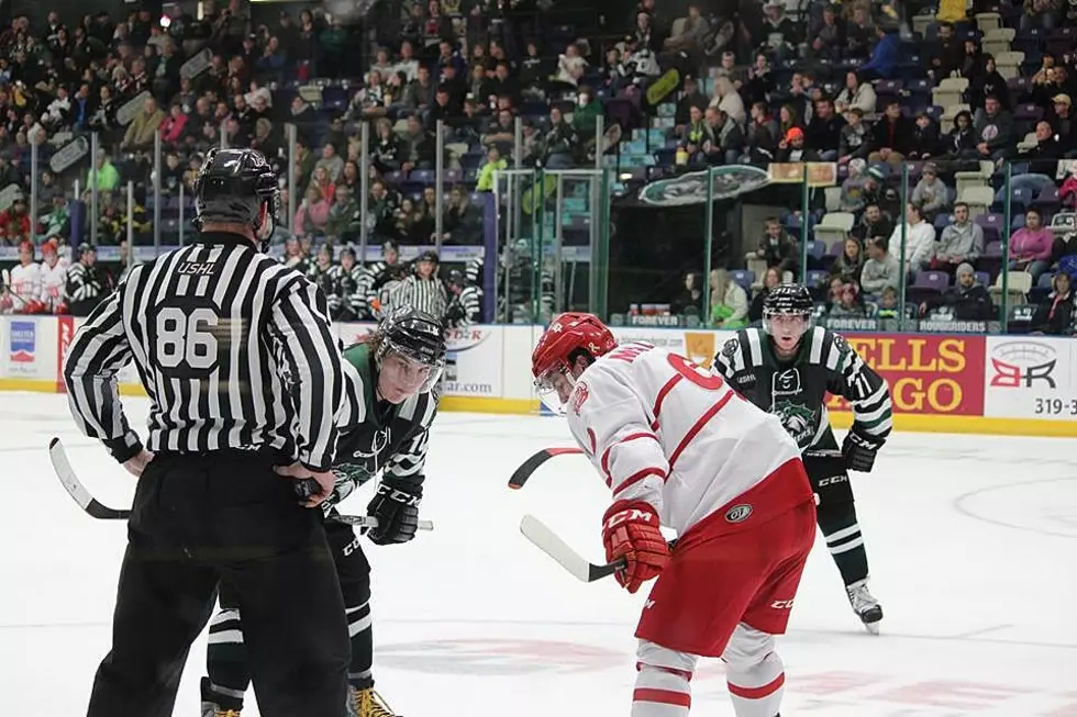 Hockey and Wrestling Take Over Cedar Rapids This Weekend