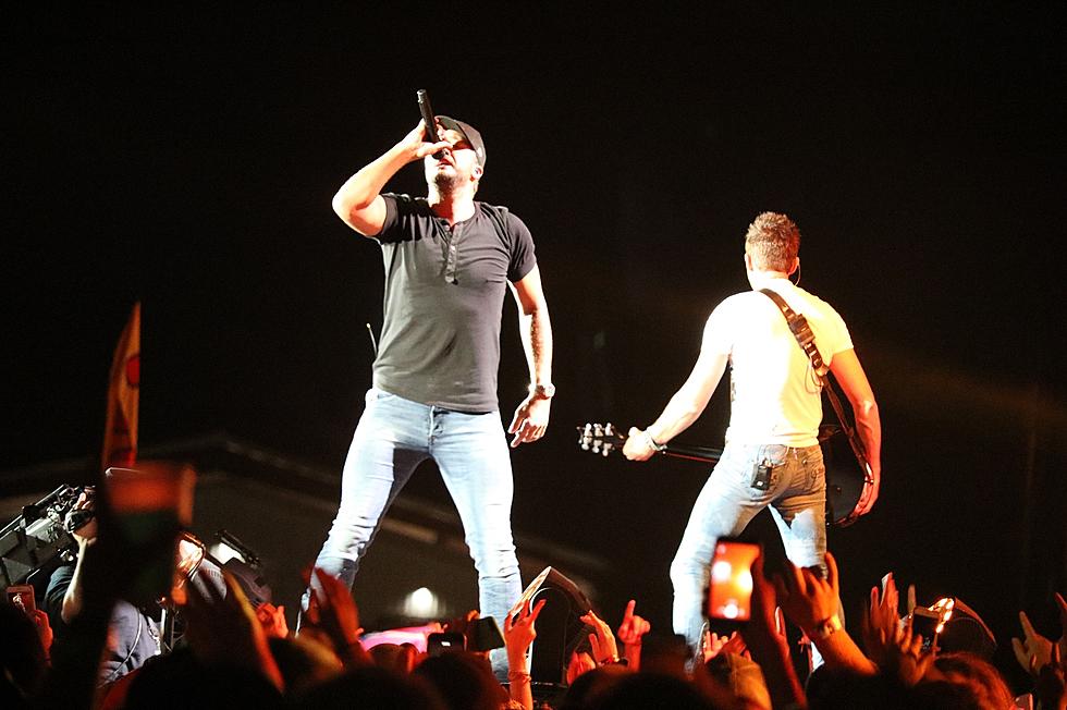 Jones County Loves Luke Bryan and the Feeling’s Mutual [PHOTOS]