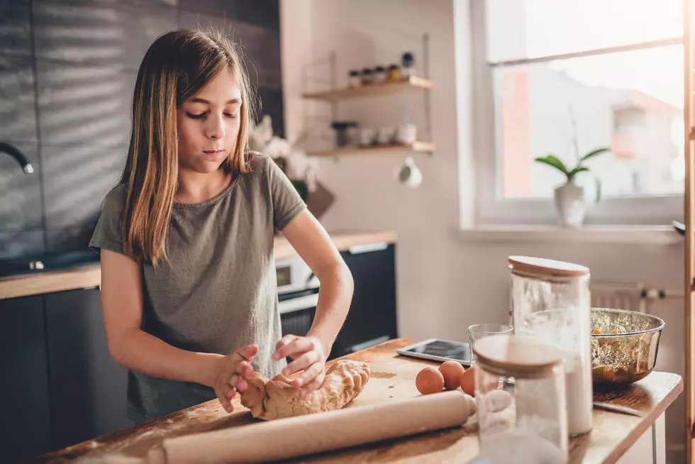 Iowa Girl's Cookie Stand Results in 911 Calls From Neighbors