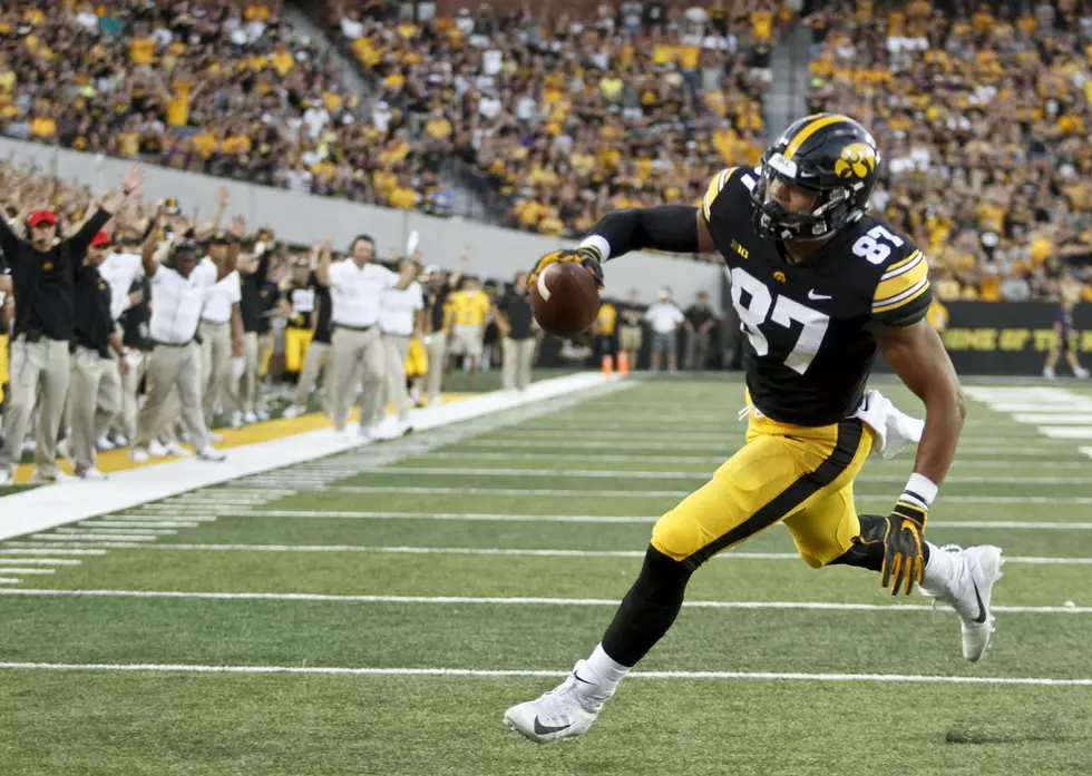 Iowa Tight End Noah Fant to Skip Bowl Game, End Hawkeye Career