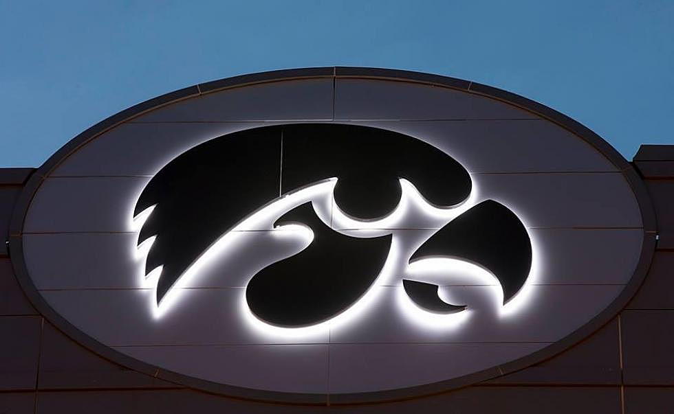 Hy-Vee Has Trouble Drawing the Tiger Hawk [PHOTO]