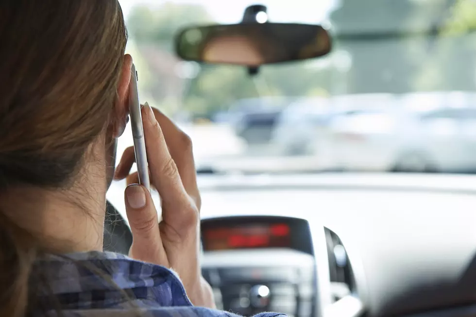 Iowa Bill That Would Ban Cellphone Use When Driving Moves Forward