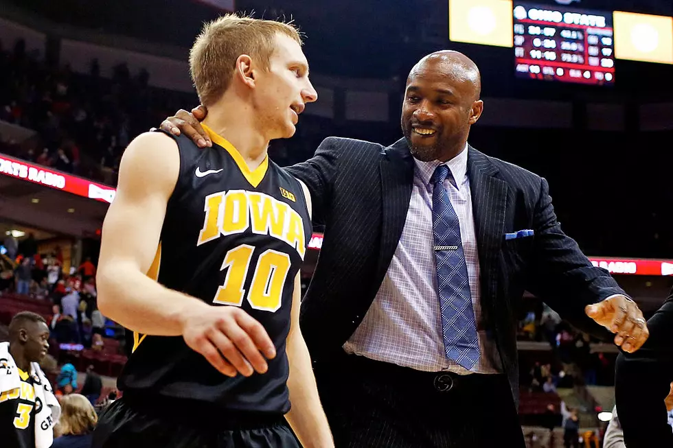 Iowa Basketball Losing Longtime Assistant