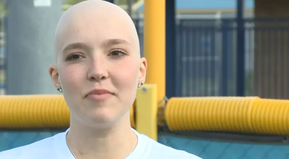 Iowa H.S. Softball Player Battling Cancer Gets Special Invite From Chicago Cub