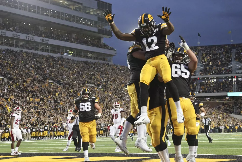 Will Iowa Fans Hang at Hawkeyes Home Opener?