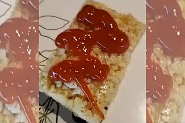 Brain &#038; Courtlin Eat Rice Krispies With Ketchup!? [WATCH]