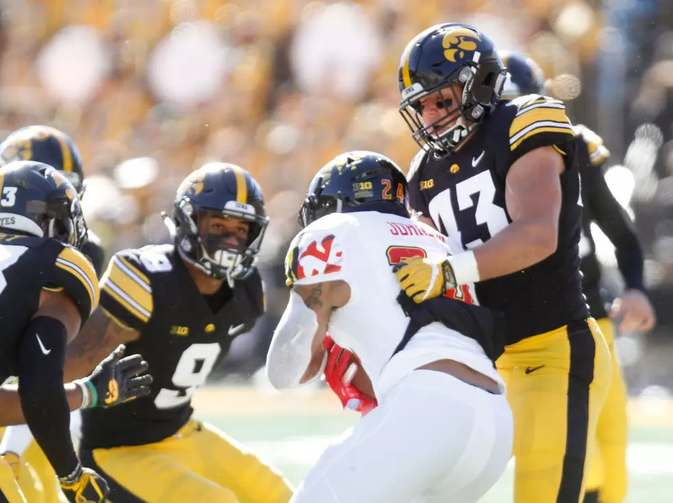 Linebacker And Son Of Strength Coach Will Transfer From Iowa