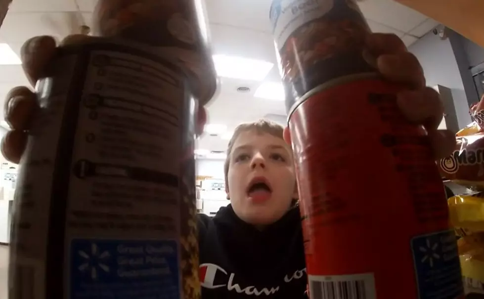Eastern Iowa 4th Grader Opens Food Pantry To Help Others