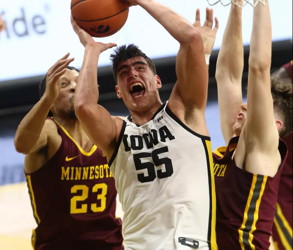 Garza And Hawkeyes Get Revenge Against Gophers