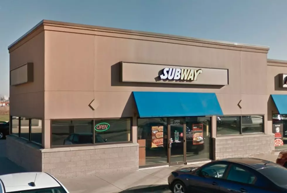 Iowa Teen Shows Up For Work At Subway, Gets Stabbed