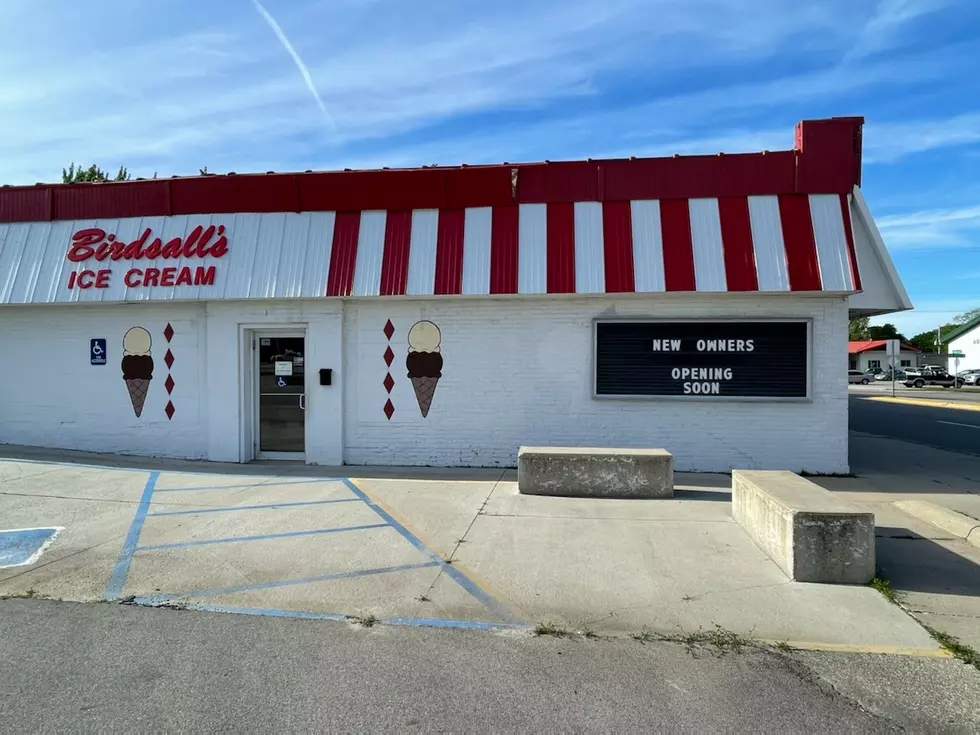 An Iconic Iowa Ice Cream Shop is Reopening This Summer