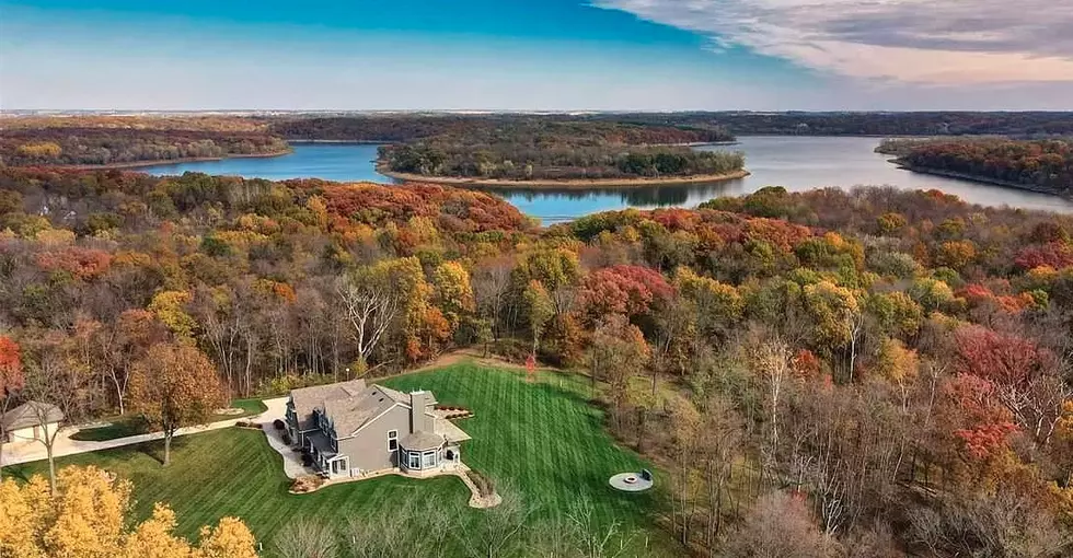 $3.2 Million Dream Home and Views Now Available in Corridor [PHOTOS]