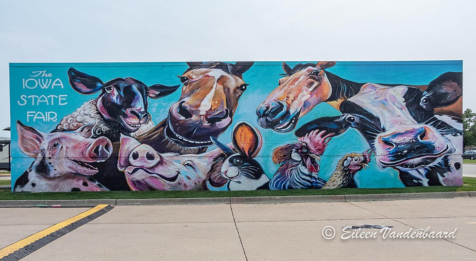 New Iowa State Fair Murals Showcase Animals, Food, and Fun [PICS]