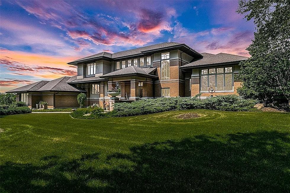 Frank Lloyd Wright-Inspired Iowa Home Has Its Own Wine Cellar [PHOTOS]