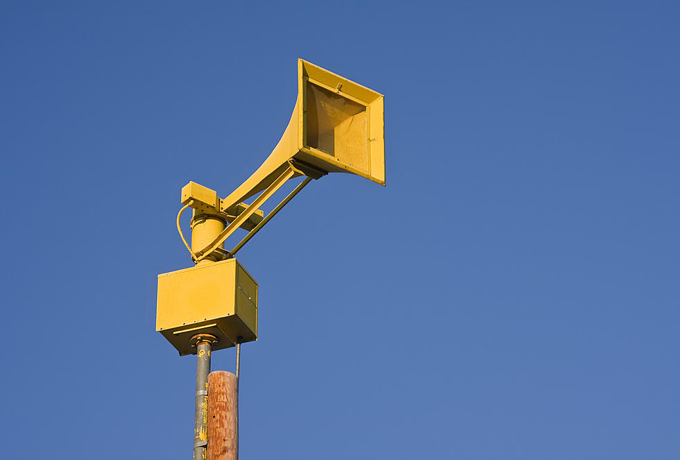 Iowa Couple Sues Over Location Of Noisy Town Siren