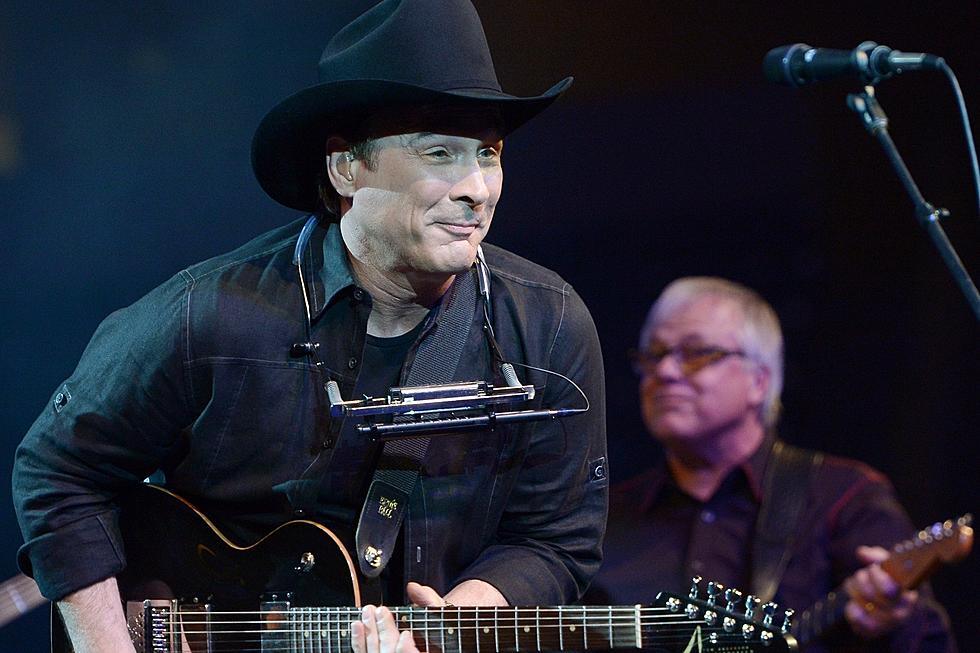 Have Clint Black Record Your Voicemail Greeting