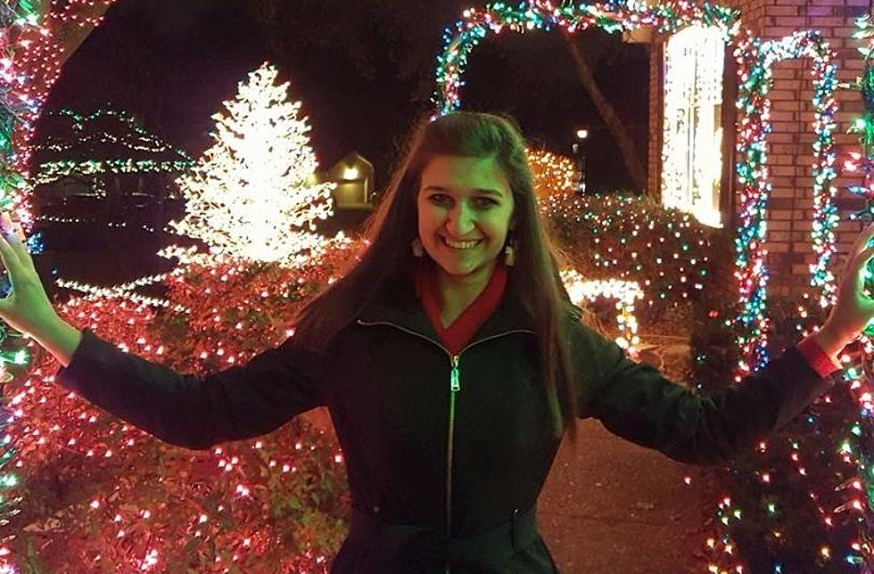 Eastern Iowa Woman’s Holiday Light Displays Seen Around World [WATCH]