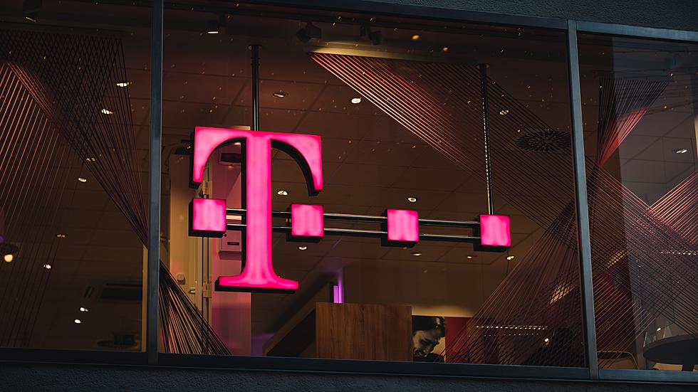 T-Mobile Boosts Minimum Wage Two and a Half Times National Rate
