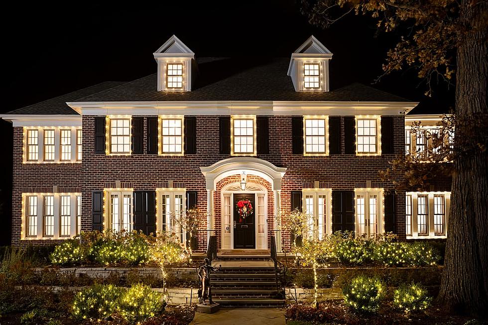Stay In The Original &#8216;Home Alone&#8217; House on Airbnb [PHOTOS]