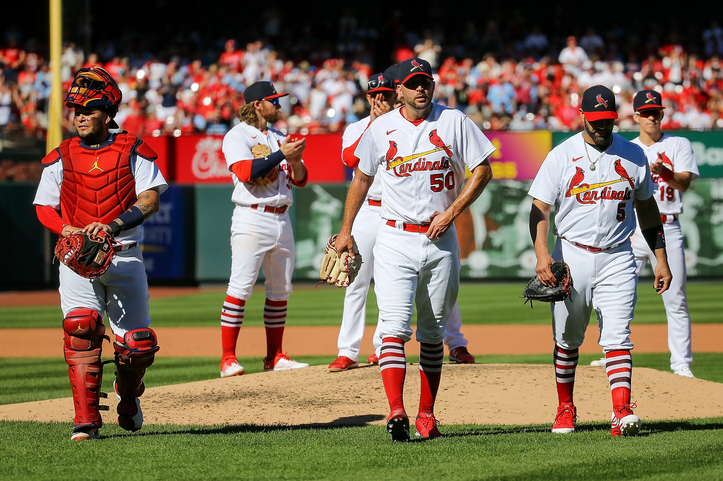 Cardinals bring back the blue jerseys, with a 'St. Louis' twist