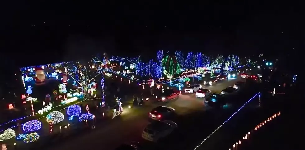 Massive Iowa Christmas Light Display Celebrating Its 26th Year