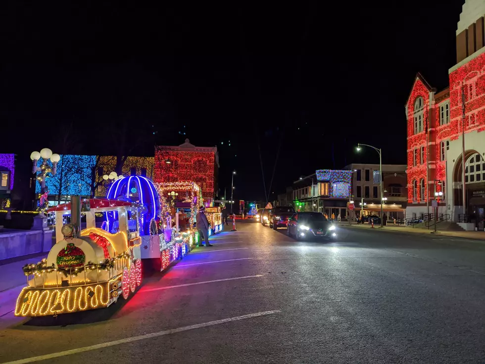 Streets of Eastern Iowa City Will Illuminate with 35th Lighted Christmas Parade