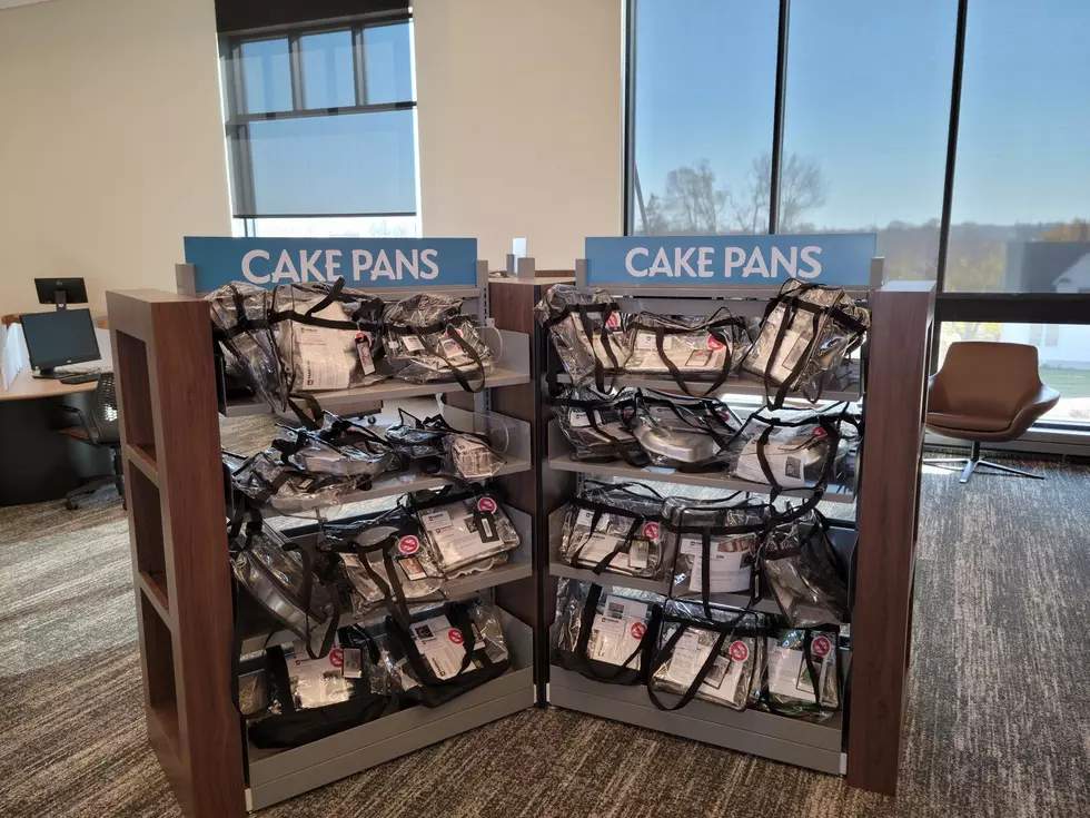 Cake Pan Library – Lamar Public Library