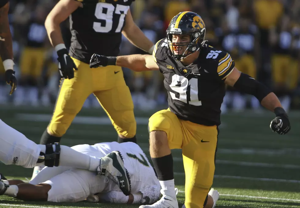 Iowa Defensive Lineman Leaving Early For NFL Draft