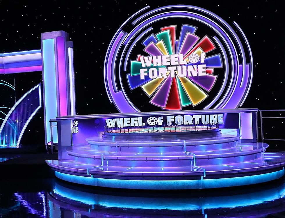Iowa Man Takes Home TONS of Prizes On ‘Wheel of Fortune’ [WATCH]