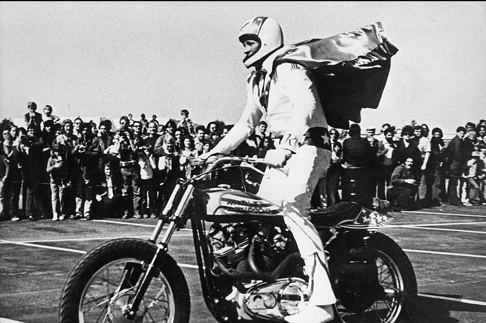 Iowa Motorcycle Museum Sued Over Evel Knievel Display