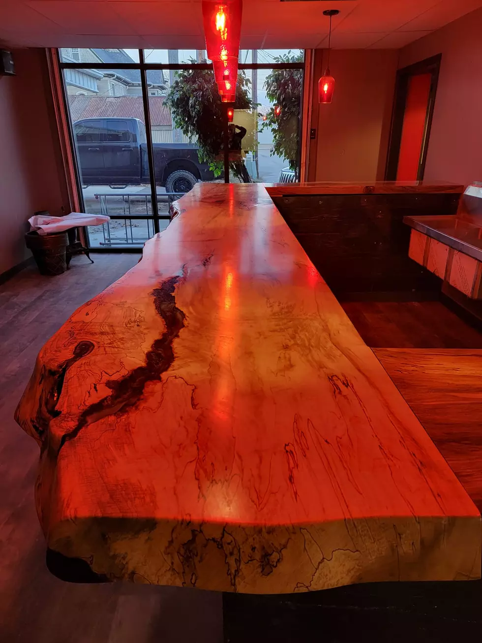 Lizzie's Dining Car & Caboose Bar