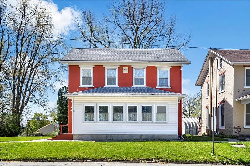 Linn County Home Currently For Sale Was Built Before City Was Founded [PHOTOS]