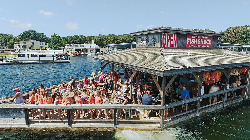 Take a 21+ Party Cruise in Iowa This Summer