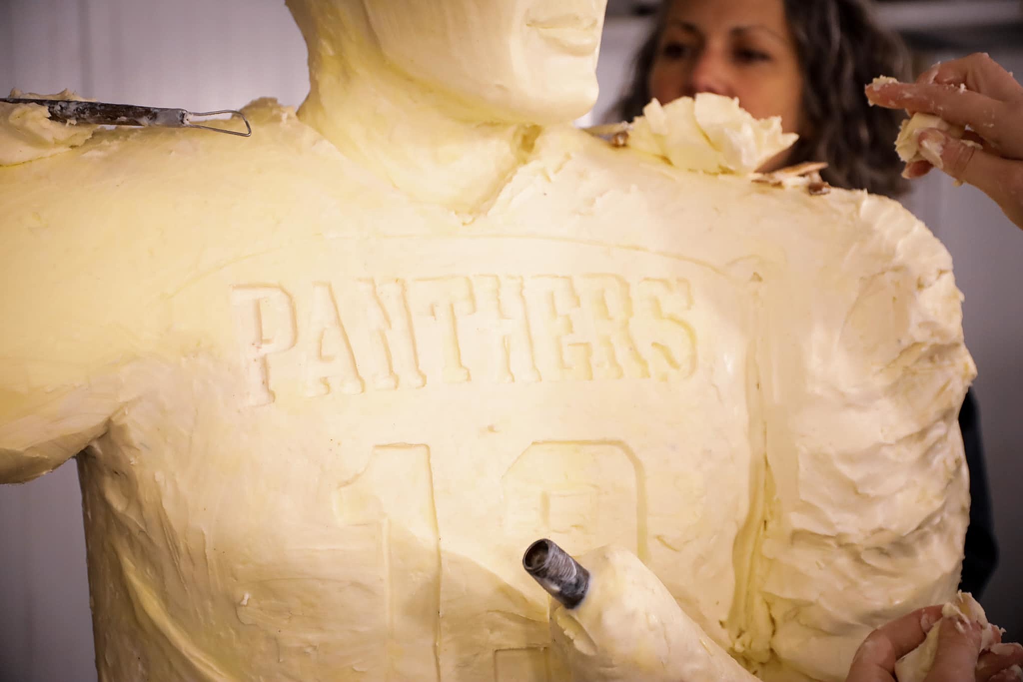 See UNI & NFL Football Star Kurt Warner Now in Butter [PHOTOS]
