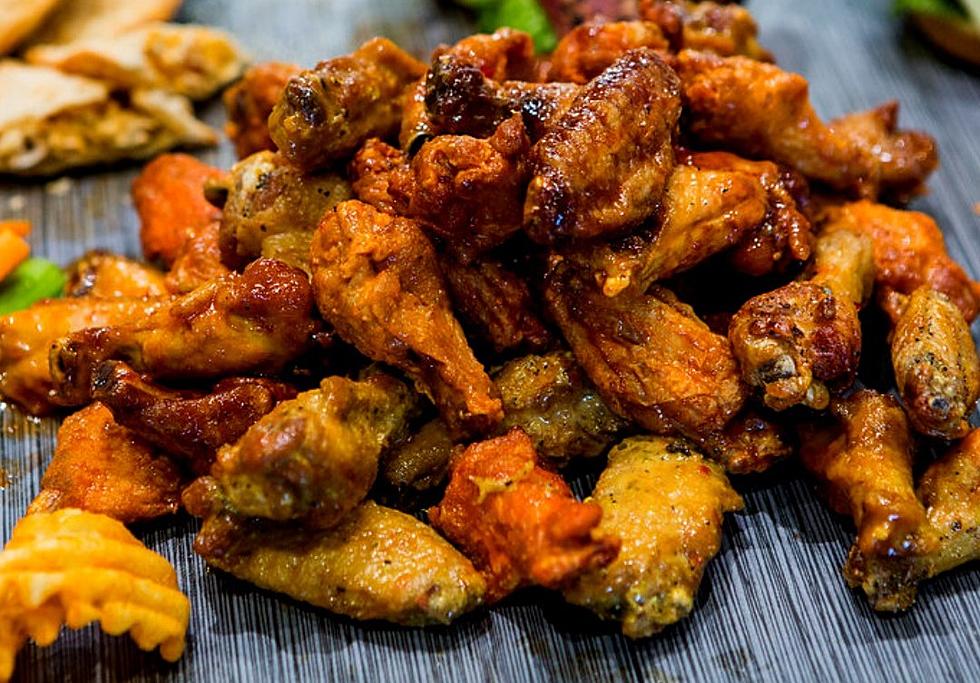 A Popular Chicken Wing Chain is Headed to Eastern Iowa
