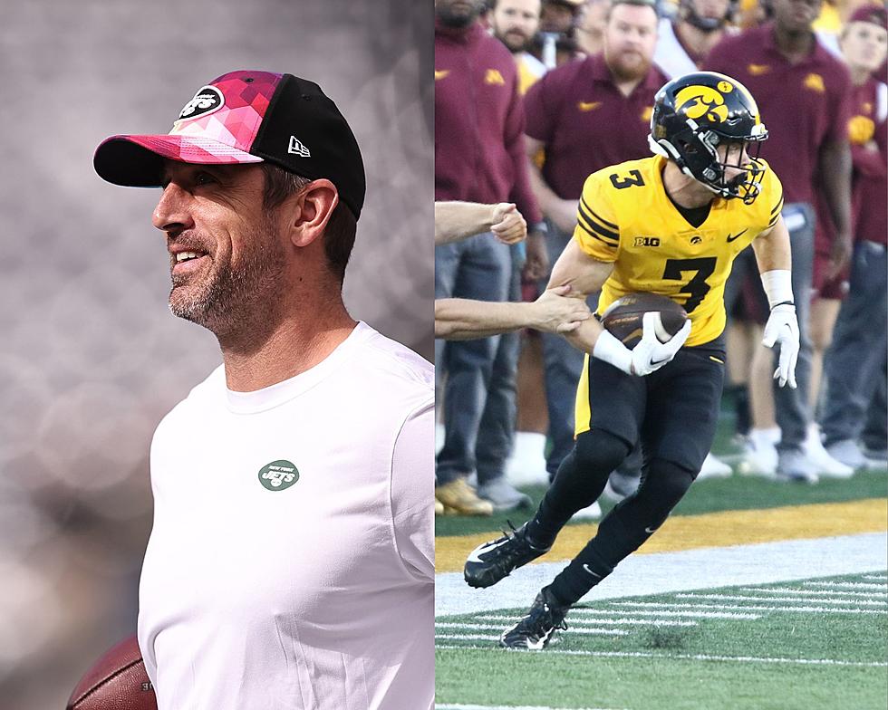 Aaron Rodgers Defends Iowa Football and Cooper DeJean [VIDEO]