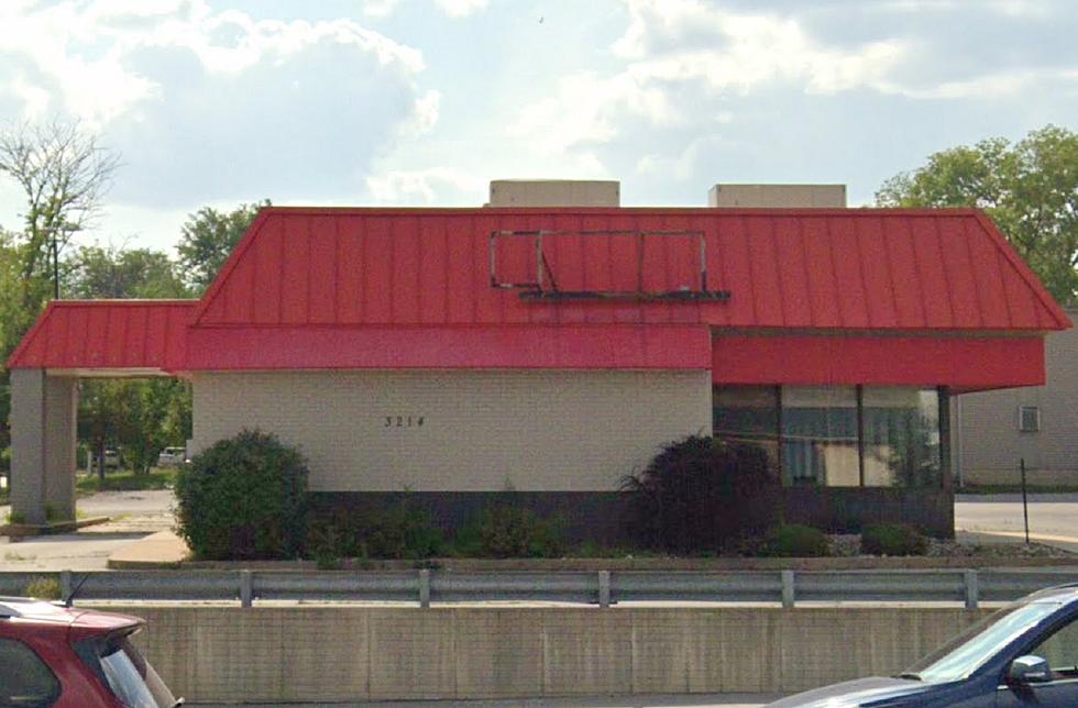 Former 1st Avenue Cedar Rapids Hardee’s Location Getting New Tenant