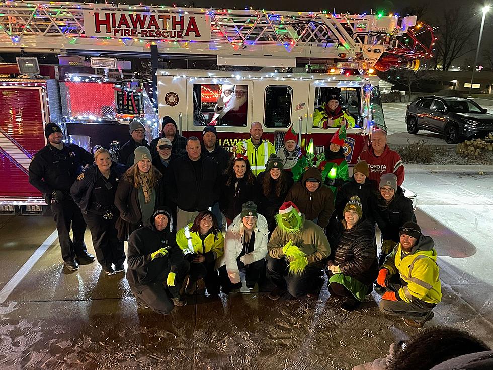 Lighted Holiday Parade Hits the Streets of Hiawatha Tonight