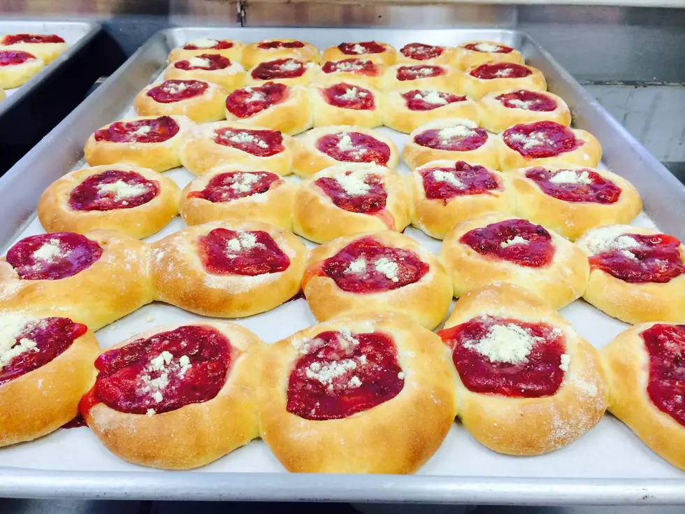 How to Get Kolaches at a Delicious Cedar Rapids Festival This Weekend