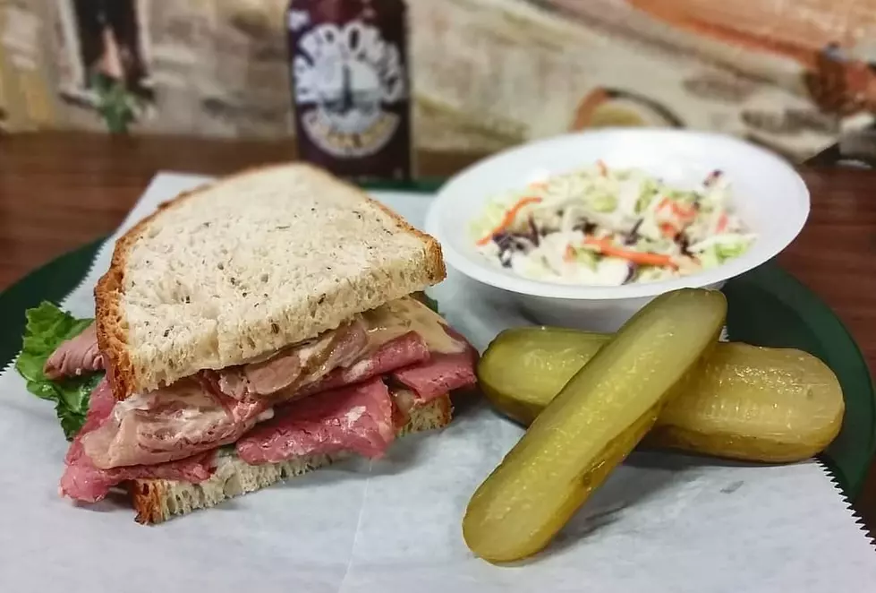 The Highest-Rated Places to Eat in the Des Moines Area [GALLERY]