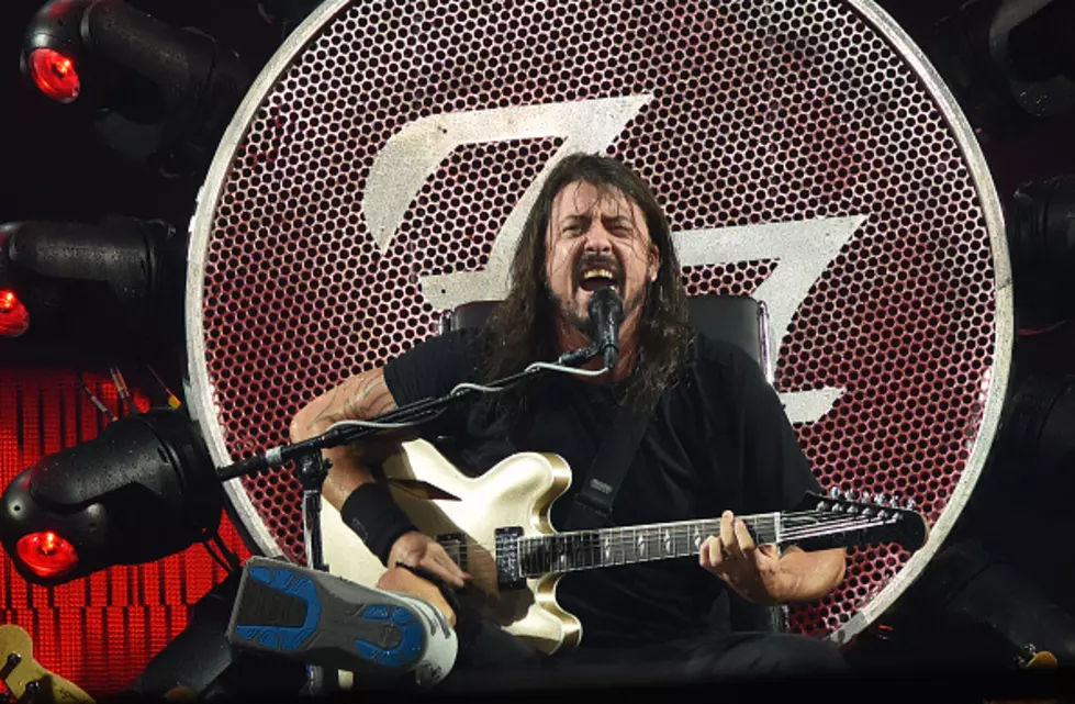 Foo Fighters Invite Fan Onstage to Play Drums [VIDEO]