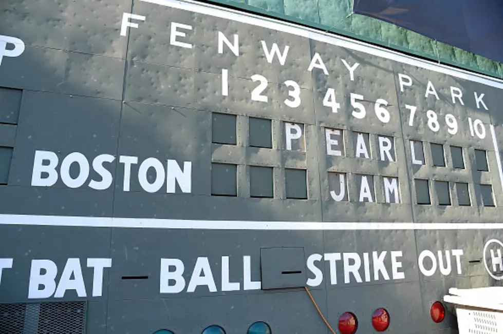 Pearl Jam Plays Boston’s Fenway Park