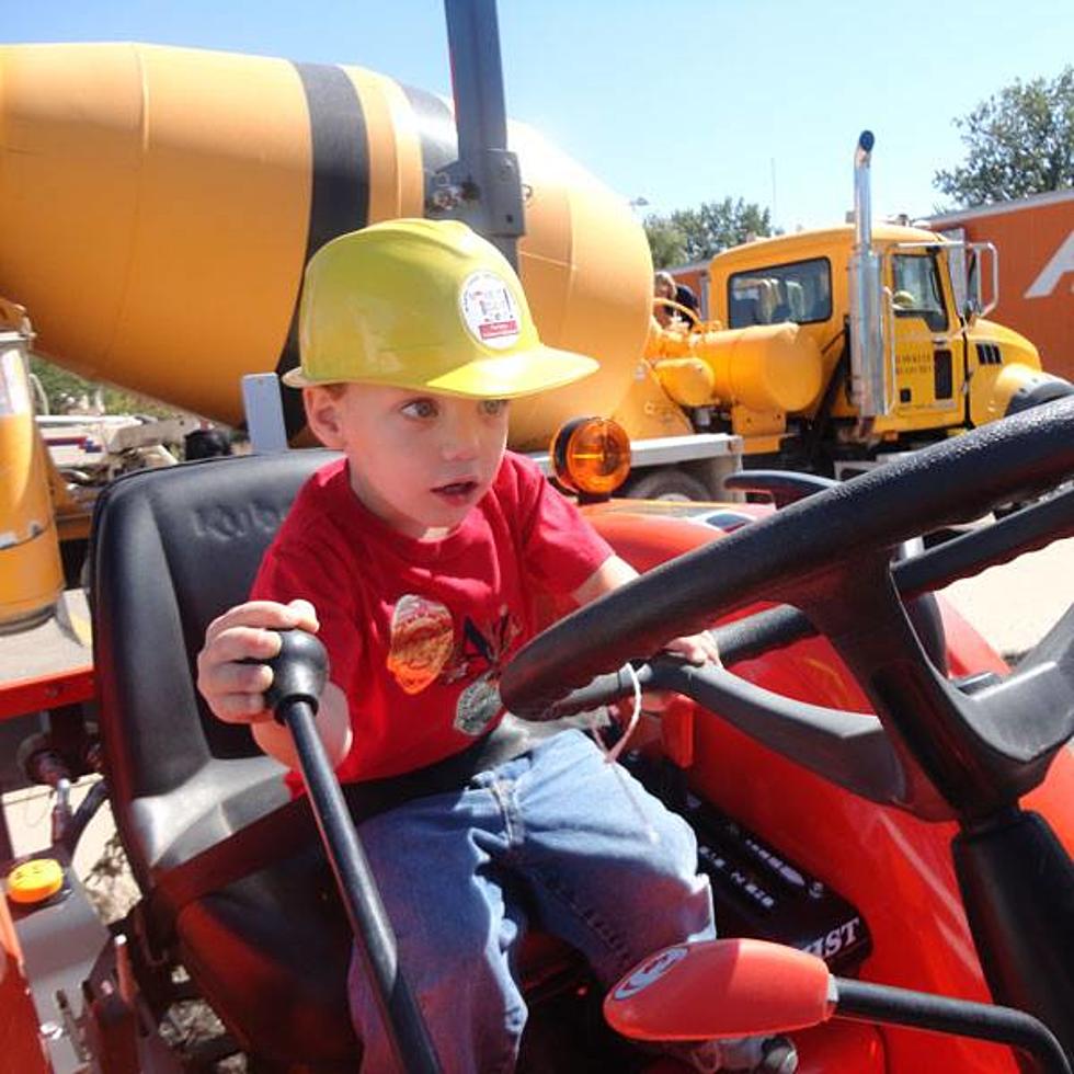 ‘Move It, Dig It, Do It’ with the Iowa Children’s Museum