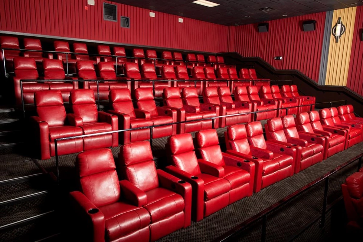 Cedar Rapids Movie Theater Adds New Dining and Luxury Seats