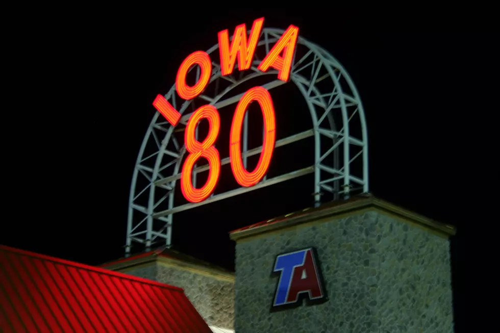 [PHOTOS] Tour Inside World's Largest Truckstop