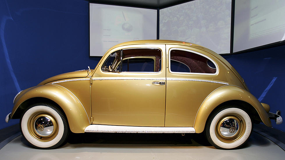 New Milford VW Closing Brings Back Story of Mindy, Ethan and the Yellow Beetle