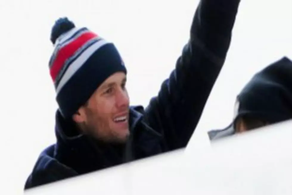Tom Brady is Living the Life! [VIDEO]