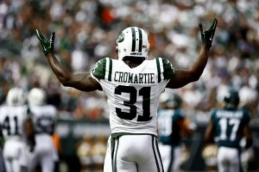 Antonio Cromartie of the New York Jets is Steaming Mad at the Son of the Jets Tight End Coach Jimmie Johnson After Reading Negative Tweets[VIDEO]